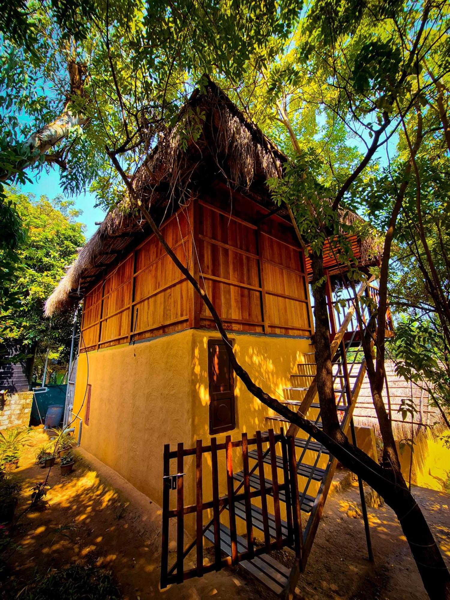 Nature Tones By Brdge Hospitality Bed & Breakfast Maraiyur Exterior photo